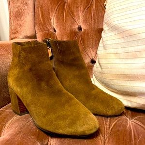 Kenneth Cole - Gentle Soul Ankle Booties